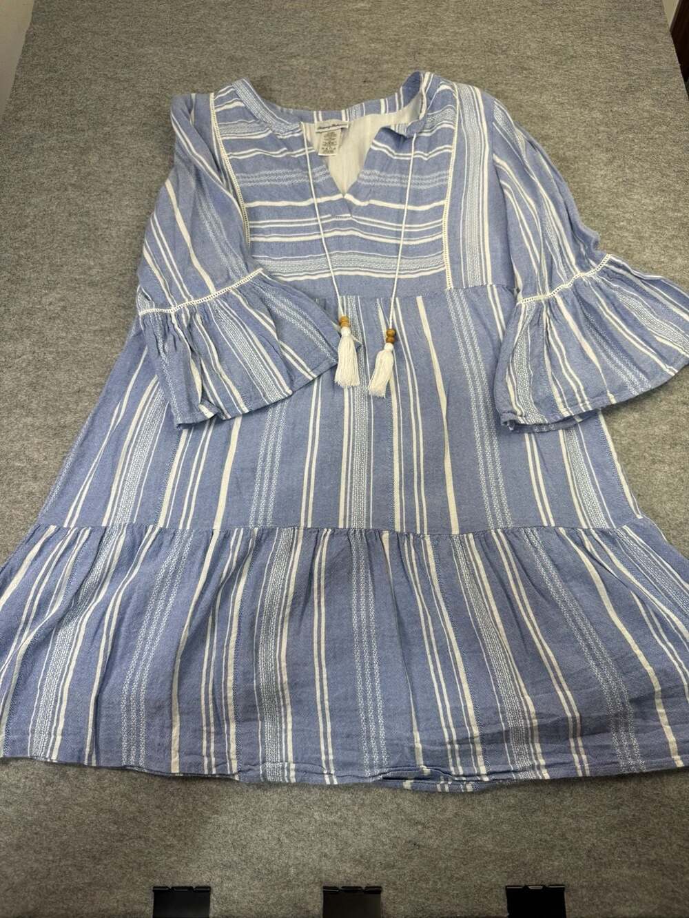 Tommy Bahama Just Beachy Tiered Dress Size M Blue White Striped